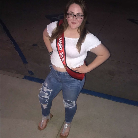 Meet your Posher, Alexis - Picture 1 of 1